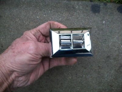 Pontiac Firebird T/A Camaro 1971-1981 interruptor de ventana eléctrica izquierda y derecha GM NUEVO EN STOCK Foto 1 de 4