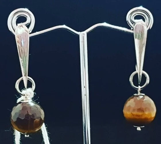 Orecchini pendenti in Occhio di Tigre e Argento 925  - Immagine 1 di 1