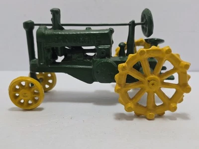 Vintage Style Cast Iron John Deere Tractor OP Toy - Image 1 of 4