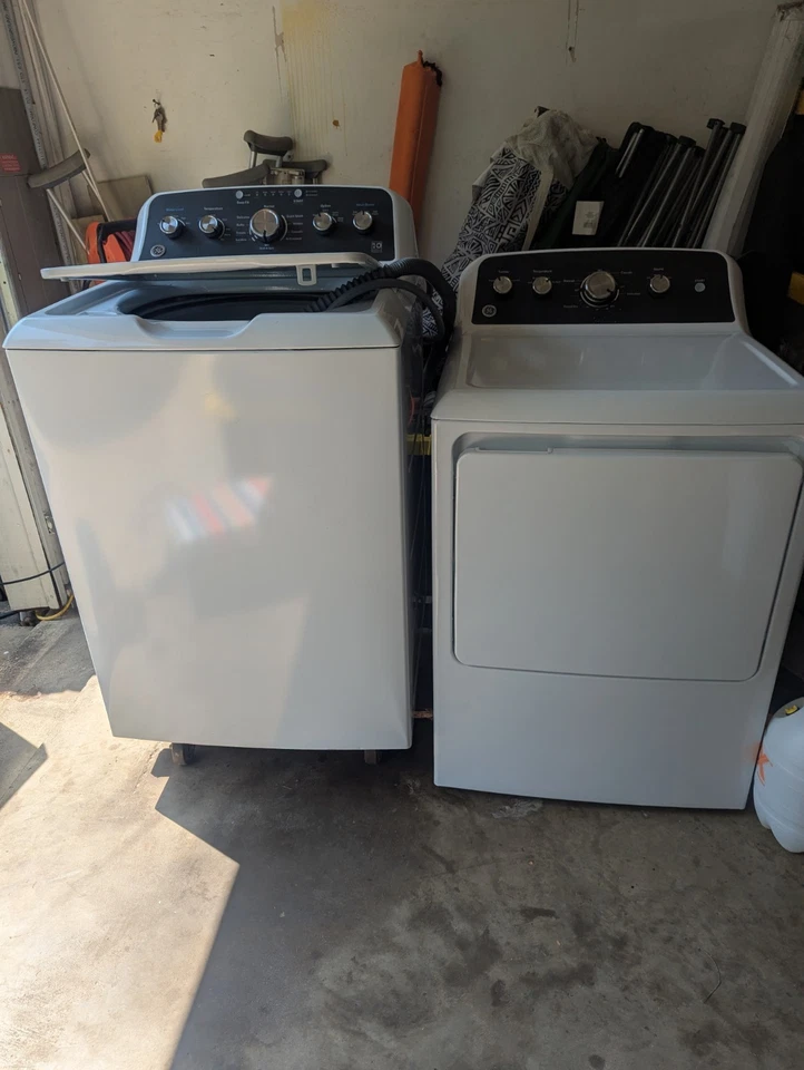 GE Washer and Dryer Set Combo - Image 1 of 1