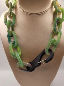 Collar Cadena Clip Negro Marbelizado Verde PONO by JOAN GOODMAN Hecho en Italia  - Imagen 1 de 9