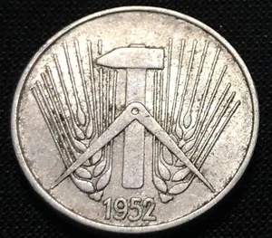 East Germany 5 Pfennig 1952-A DDR. World Coin. Combined Shipping Discounted - Picture 1 of 4