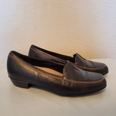 Munro  Shoes Black/Brown Leather Upper .75 in Block Heel Dress ComfortSize 7.5W - Image 1 of 4