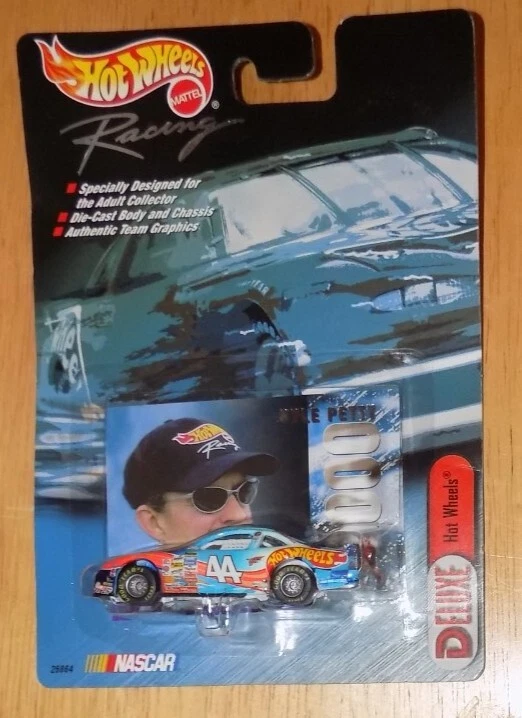 KYLE PETTY 1/64 2000 风火轮 — 第 1/1 张图片