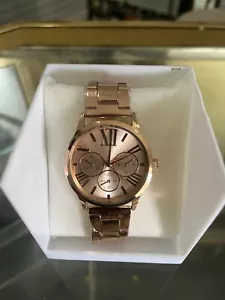 ROMAN NUMBERS ROSE GOLD WRISTWATCH - Picture 1 of 1