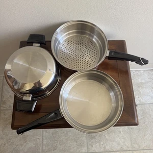 Kitchen Craft von West Bend 9" Edelstahl Kochtopf mit gewölbtem Deckel & Dampfgarer - Bild 1 von 6