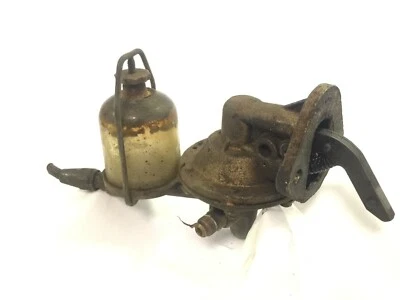Bomba de combustible GMC 228 1942-52 original usada pieza central #5590077 Foto 1 de 4