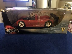 1/18 FERRARI F333 SP PRESENTATION VERSION HOTWHEELS RED OPENING HOOD EXCELLENT - Picture 1 of 9