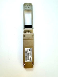 Dwukierunkowy nadajnik-odbiornik Cisco QSFP+ 40GBASE SR LC - QSFP-40G-SR-BD 10-2945-02 - Zdjęcie 1 z 2