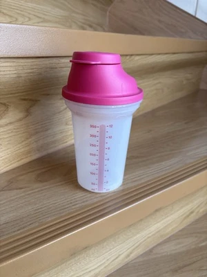 Tupperware Shake-It 350ml Meßecher, Pink,Neu,Shaker - Bild 1 von 2