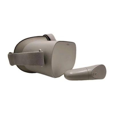 Oculus Go Portable Virtual Reality Gaming Headset W/Controller & Charger MH-A32 - Image 1 of 4