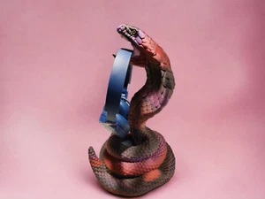 King Cobra Headphone Holder - Picture 1 of 5