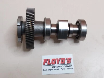 KUBOTA D1803-CR-TI-EF02 3 cilindros diésel L3901 bomba de combustible engranaje árbol de levas Foto 1 de 2