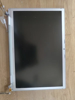 Original macbook pro 15 A1226 A1260 2007 2008  screen display matte. - Image 1 of 4