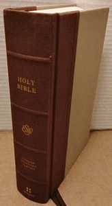 HOLY BIBLE English Standard Version - Hardcover Reader's Bible by Crossway 2025 - Imagen 1 de 7