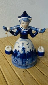 Prettiest Vintage Dutch Girl With Yoke Figurine - Hand Painted - Blue & White - Picture 1 of 8