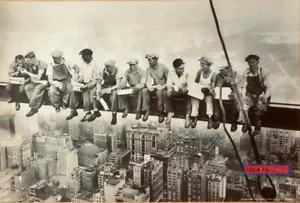 Lunchtime On A Crossbeam klassisches Fotoposter 24 x 36 - Bild 1 von 1