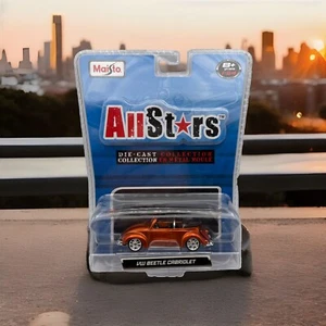 2008 Maisto All Stars Yellow Convertible VW Beetle Cabriolet 1/64 NIP Collection - Picture 1 of 9
