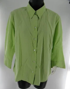 Liz Claiborne Women's Green Button Up Blouse Top Shirt Size Small (Petite) NWT - Picture 1 of 5