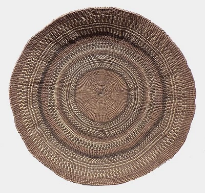 ANTIGUA BANDEJA CESTA AVENTADORA KARUK HUPA - 16 1/2" DIÁMETRO X 4" PROFUNDIDAD - EN MUY BUEN ESTADO Foto 1 de 3