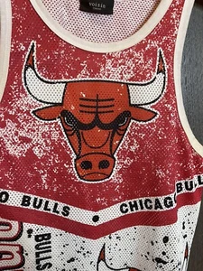 Chicago Bulls Jersey Mens Medium Red  All Over Print Basketball  Stitched NBA - Picture 1 of 7