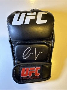 Guante de Lucha Negro Autografiado por Conor McGregor UFC MMA Beckett Certificado de Autenticidad BAS - Imagen 1 de 3