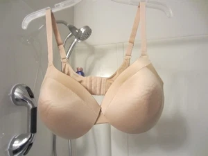 NWOT women's wired padded bra Maidenform Size 40D beige color - Picture 1 of 15