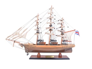 Cutty Sark Small Captain Line Completamente Assemblato | Nave in Legno Vintage Artigianale - Foto 1 di 16