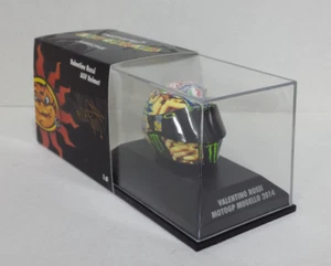 Model Helmet 1:8 Minichamps valentino rossi Moto Yamaha Mugello 2014 Die Cast - Picture 1 of 3