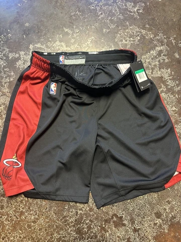 NWT Nike NBA Miami Heat Team Player Issue Practice Shorts Mens XL Cover