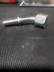 Kuriyama HYDRAULIC FITTING H1222443-0608m - Picture 1 of 3