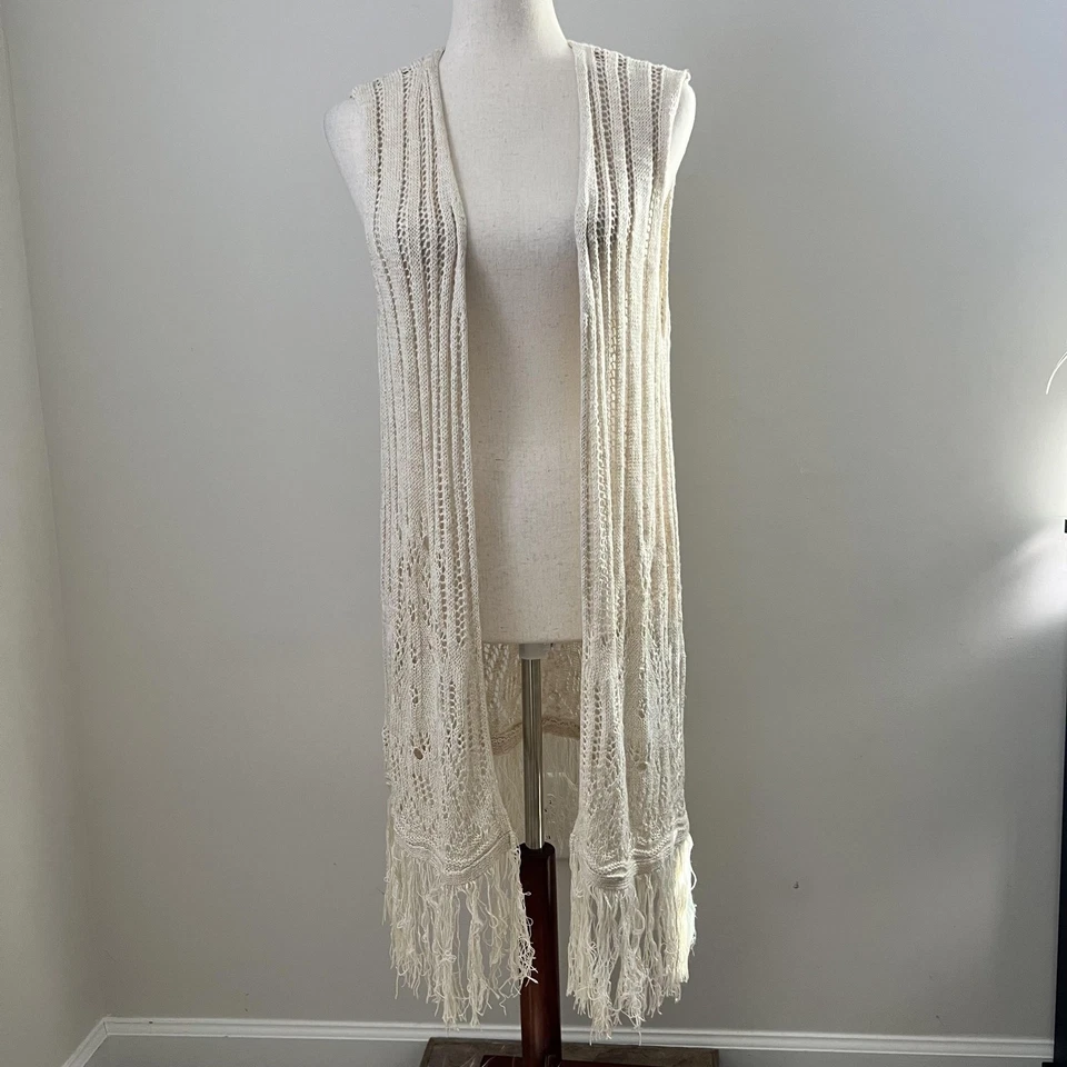 Женский жилет Rue 21 X-Large цвета слоновой кости открытый трикотажный с бахромой подол длинный пылесос богемный кардиган - Изображение 1 из 4