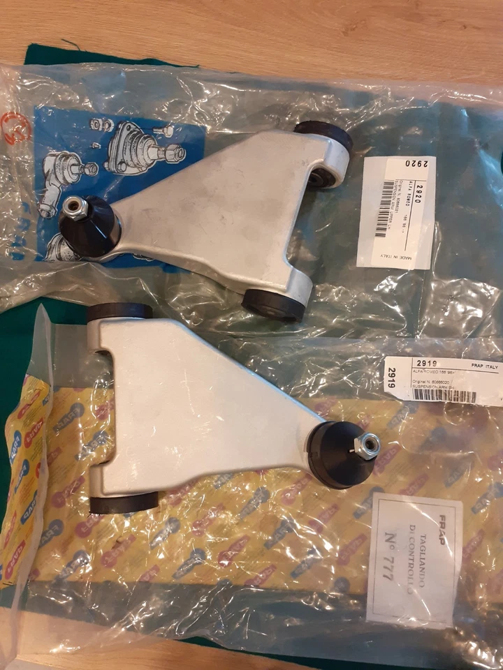 Coppia Braccetti Sospensioni Alfa Romeo 166 Frap F2919 Foto 1 de 4