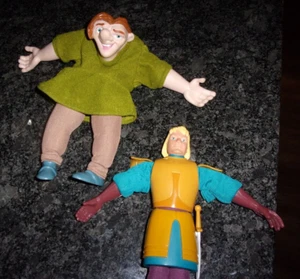 Disney Quasimodo - Hunchback Of Notre Dame - set of 2 - Doll 9" Plush Puppets - Picture 1 of 5