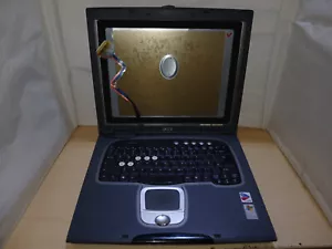 FAULTY ACER TRAVELMATE 800 LAPTOP FOR PARTS - Picture 1 of 7
