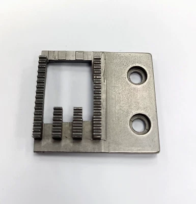 Feed Dog   10mm. #724 For Consew 199RB, 146RB; Stager SZ-21-5N Sewing Machine — 第 1/2 张图片