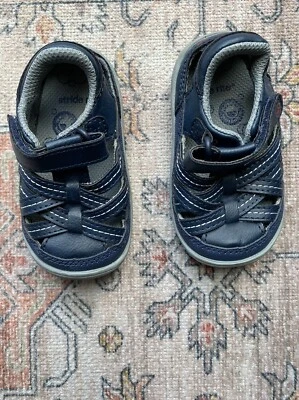 Sandalias Stride Rite azules talla 4 Foto 1 de 4