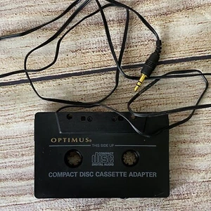 Adaptador de casete automático de audio digital disco compacto OPTIMUS - Imagen 1 de 3