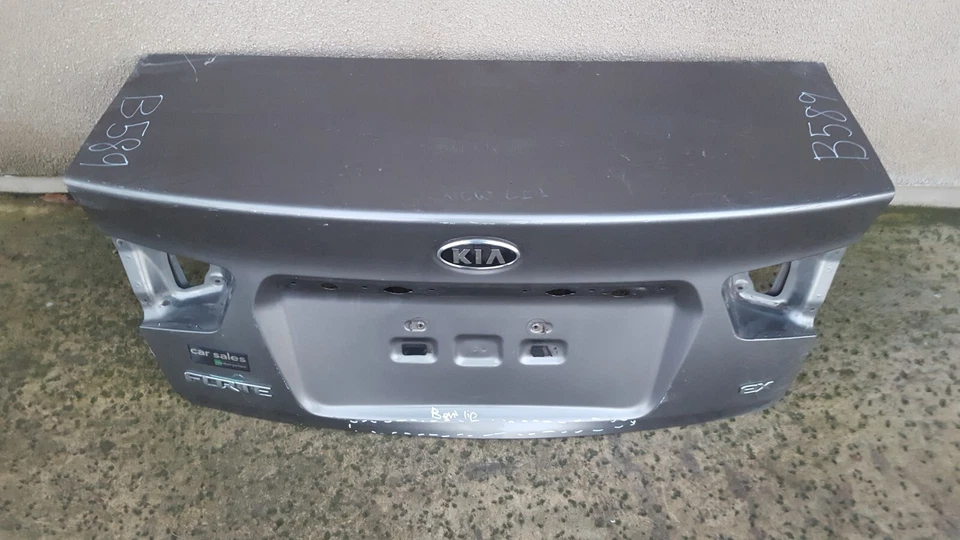 2011-2013 KIA FORTE СЕДАН КРЫШКА БАГАЖНИКА КРЫШКА БАГАЖНИКА OEM B589 - Изображение 1 из 4