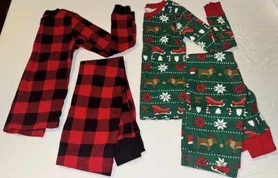 CARTERS boy size 6 Lot Of 2 CHRISTMAS PAJAMAS 2 PC SLEEP  SET green SANTA DEER - Image 1 of 4