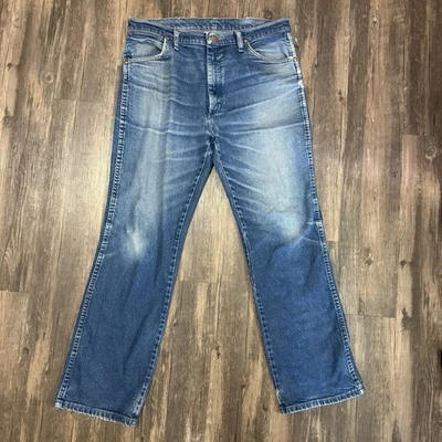 Pantalones de mezclilla Wrangler corte vaquero para hombre 34x30 947STR azul elástico desteñido Y2K Foto 1 de 4