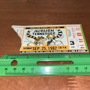 1982 AUBURN VS TENNESSEE - TALÓN DE BOLETO DE FÚTBOL AMERICANO - 25/09/1982 - talón de forma justa - Imagen 1 de 8