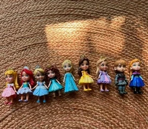 Disney Prinzessin Mini Kleinkind Puppen 3" bewegliche Puppe Konvolut x 9 Belle Anna Elsa - Bild 1 von 3