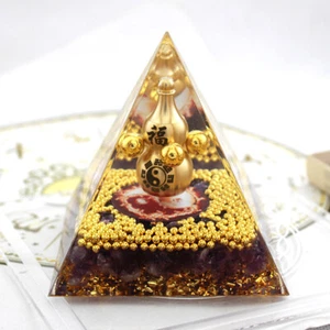 Kristall-Pyramide Golden Dekoration Crafts Gourd Drip Harz Home Office Desktop - Bild 1 von 1