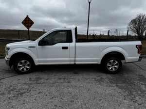Good condition work truck, mostly used for daily 220 km highway commute - Picture 1 of 14