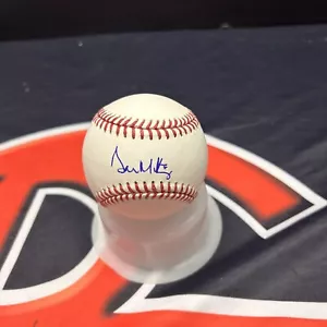 Don Mattingly New York Yankees Signed OMLB Autographed JSA - Picture 1 of 3