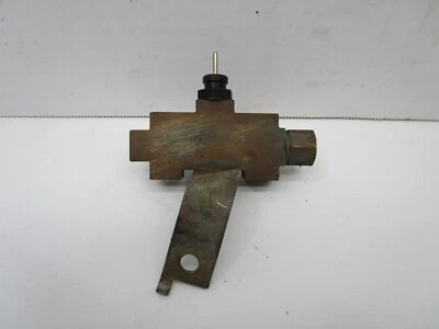1992 DODGE CARAVAN BRAKE PROPORTIONING VALVE OEM - Image 1 of 4
