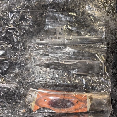 Piezas de cuchillo de hoja de bloqueo Rough Rider Custom Shop Foto 1 de 3