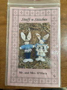 Primitive Pattern For A Boy & Girl Bunny With Outfits Vintage New & Uncut - Picture 1 of 1