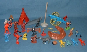VINTAGE KUNSTSTOFF WESTERN FIGUREN & ZUBEHÖR (32 TEILE) - KONVOLUT - GEBRAUCHT - Bild 1 von 6